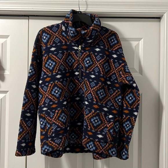 Tops - 1/4 zip Sherpa style